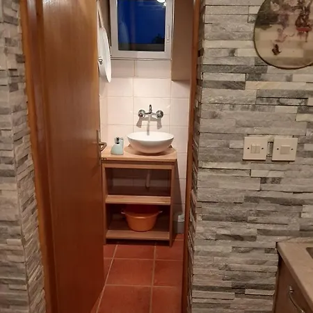 Apartament Apartman Petra Vir