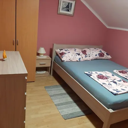 Apartman Petra Apartament Vir